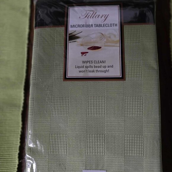 Green Tillary Microfiber Oblong Tablecloth & 2 Room Essentials Placemats - Picture 9 of 12